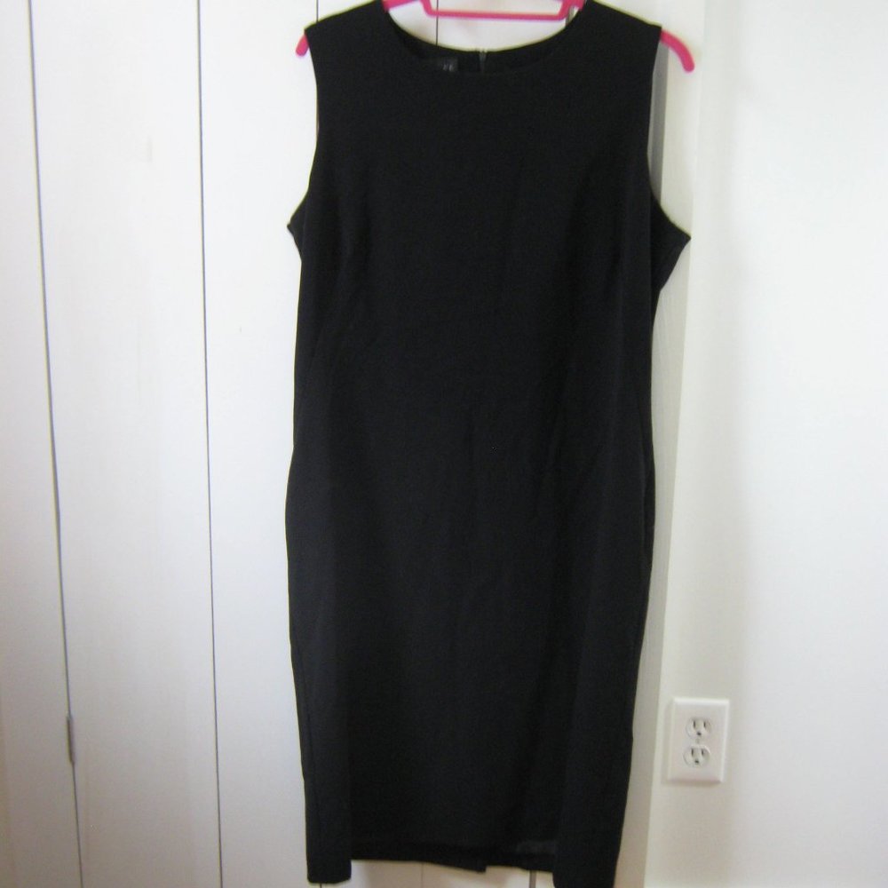 Lana Lee Basic Black Sleeveless Dress